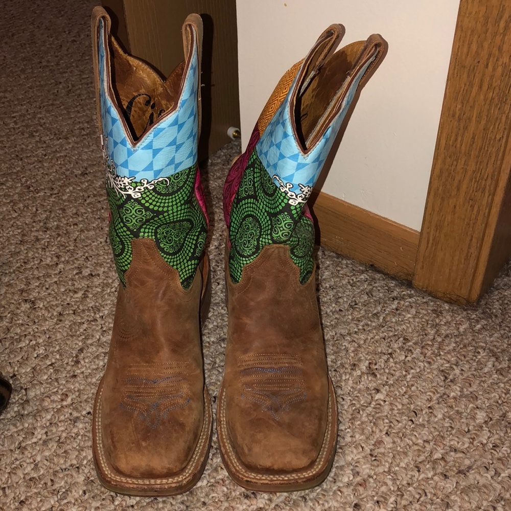 Cinch Edge women’s boots